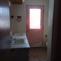 bathroom-before